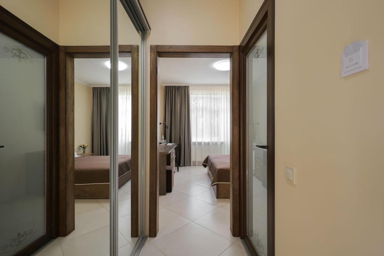 Borys Hotel Boryspil Airport Exterior photo